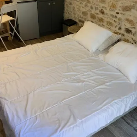 Cosy Georges For 2 People In Vieux * Lyon